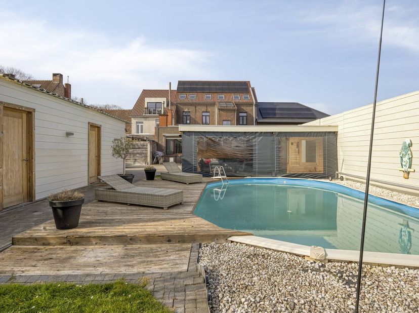 Huis te koop in Plein 103,
                    9970 Kaprijke