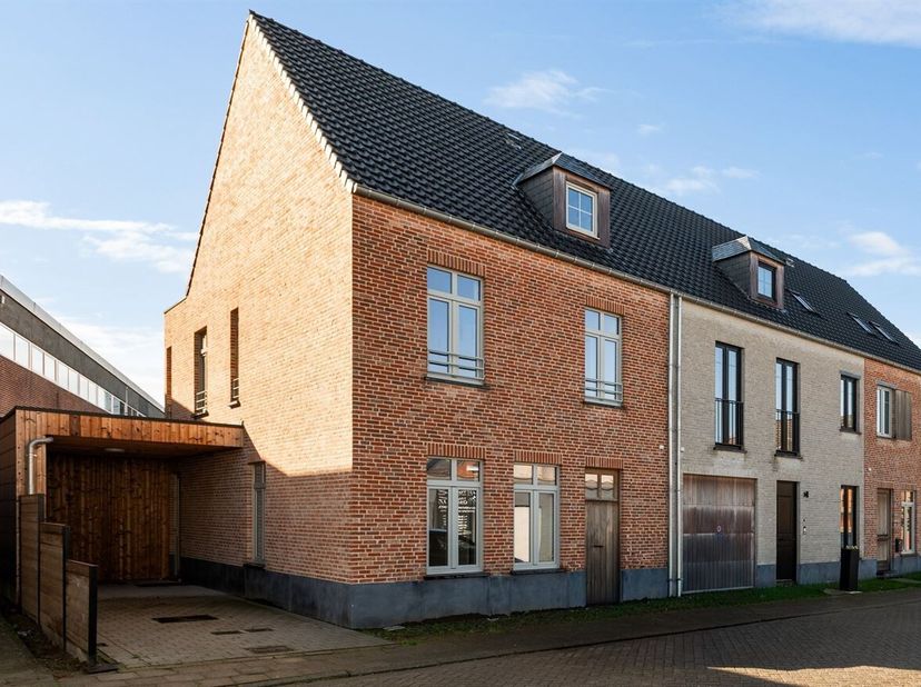 Huis te koop
                    in 2270 Herenthout