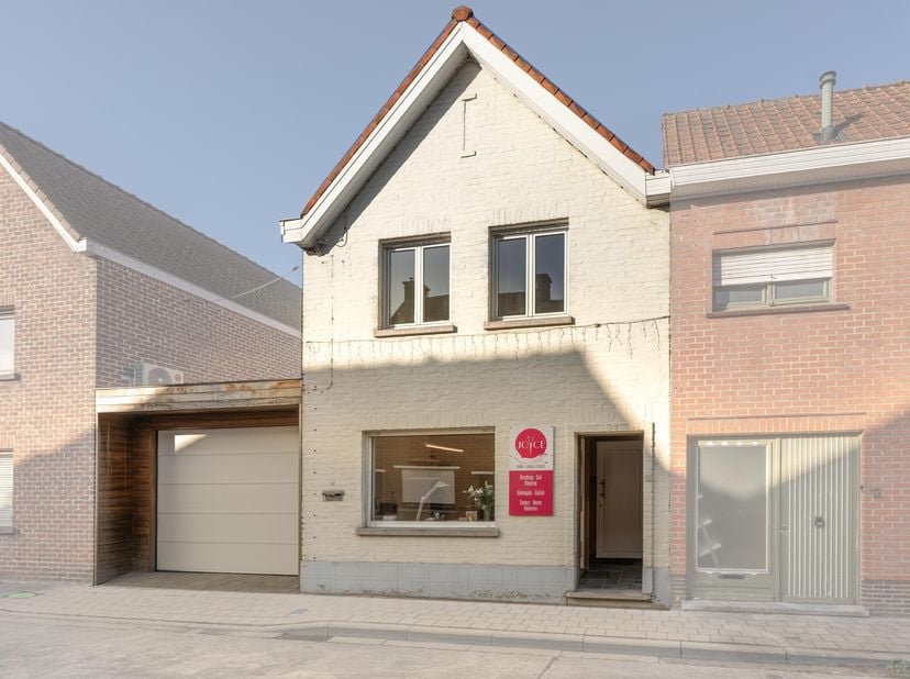 Huis te koop in Kleine Driesstraat 14,
                    8792 Desselgem