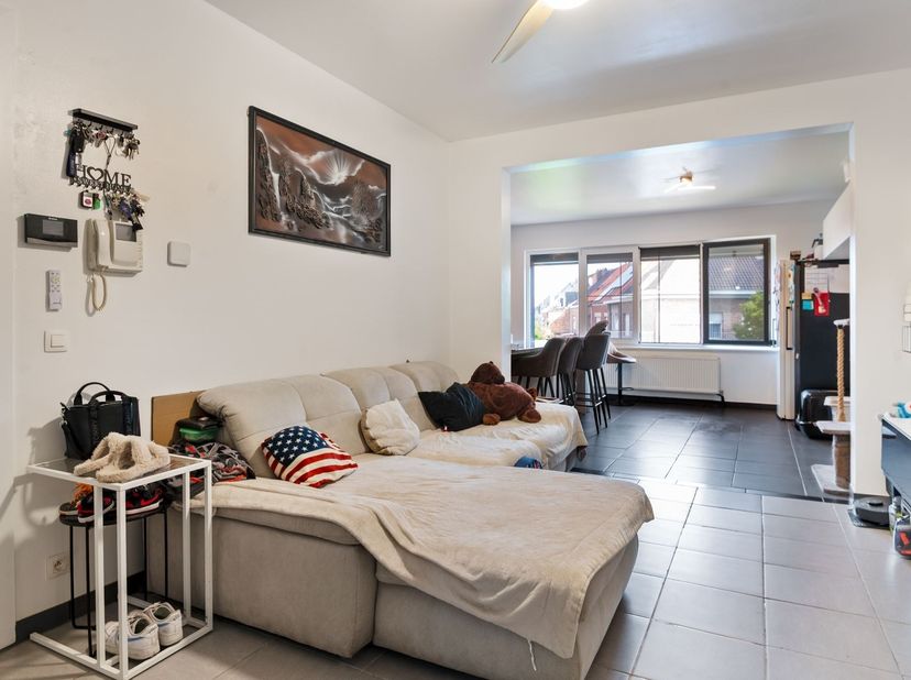 Appartement de 2 chambres dans un quartier calme à Hoboken<br />
<br />
Situation<br />
Cet appartement est situé dans un quartier calme de Hoboken,