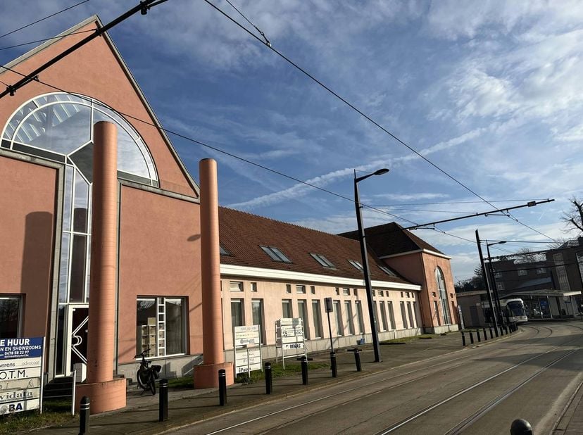 Bedrijfsvastgoed te huur in Derbystraat 23,
                    9051 Sint-Denijs-Westrem