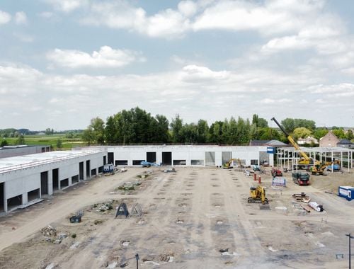                                         Magazijn zonder bureel te koop in Lede, € 453.750

