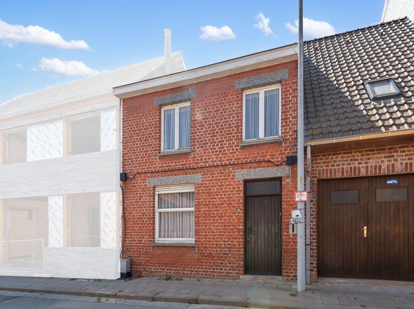 Te renoveren woning met tuin en garage in het hart van Watou<br />
Deze op te frissen woning met tuin en garage is gelegen in de gezellige dorpskern v