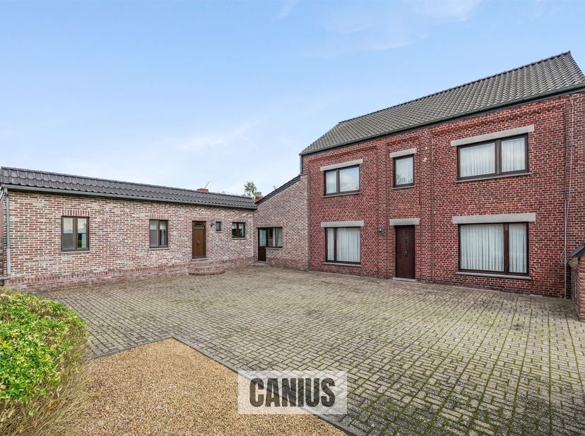 Huis te koop in Heesveld 56,
                    3740 Bilzen