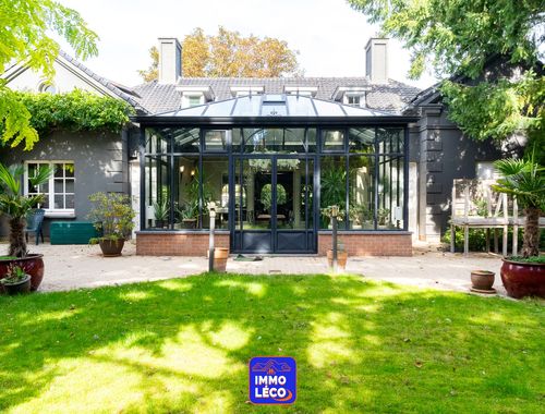                                         Commerce à vendre à Luingne, € 640.000
