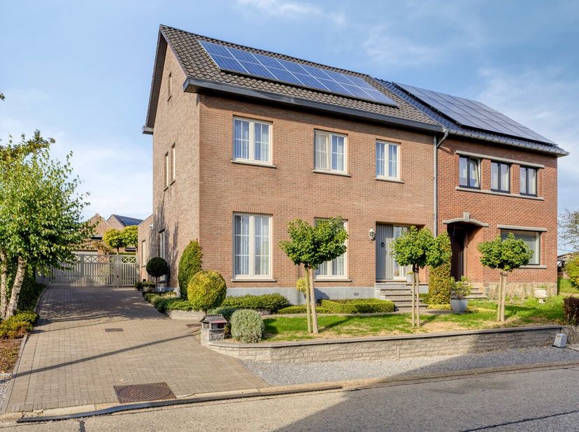Maison à vendre à Snijderstraat 16,
                    3740 Rosmeer