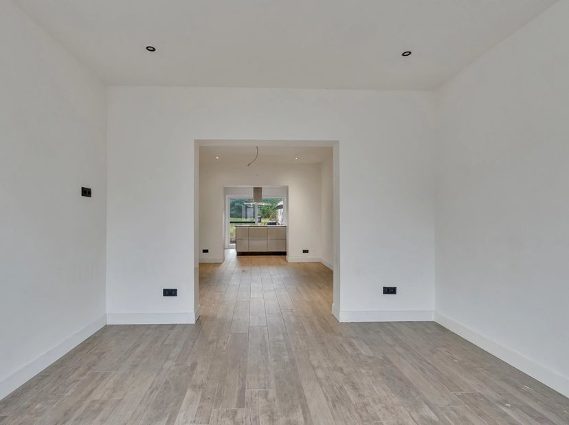Deze woning aan de Smisstraat in Alt-Hoeselt werd de afgelopen jaren grotendeels gerenoveerd en biedt een uitstekende basis om verder uit te groeien t
