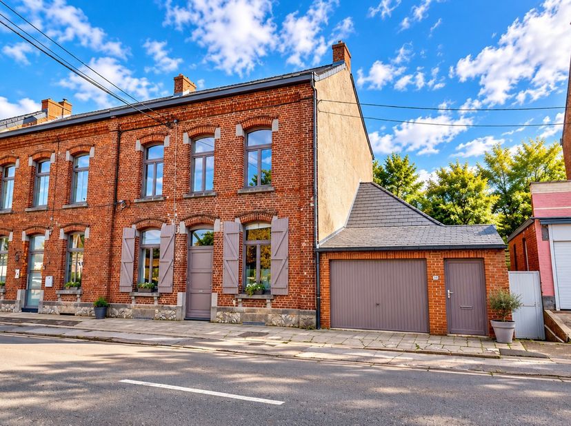 Huis te koop in Rue de la Gare 99,
                    6560 Solre-sur-Sambre