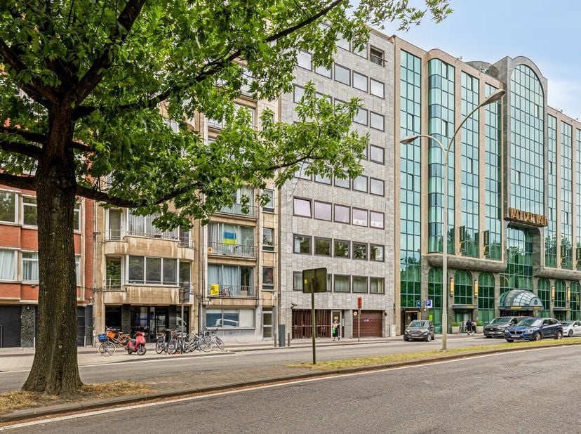 Appartement à vendre
                    à 2018 Antwerpen