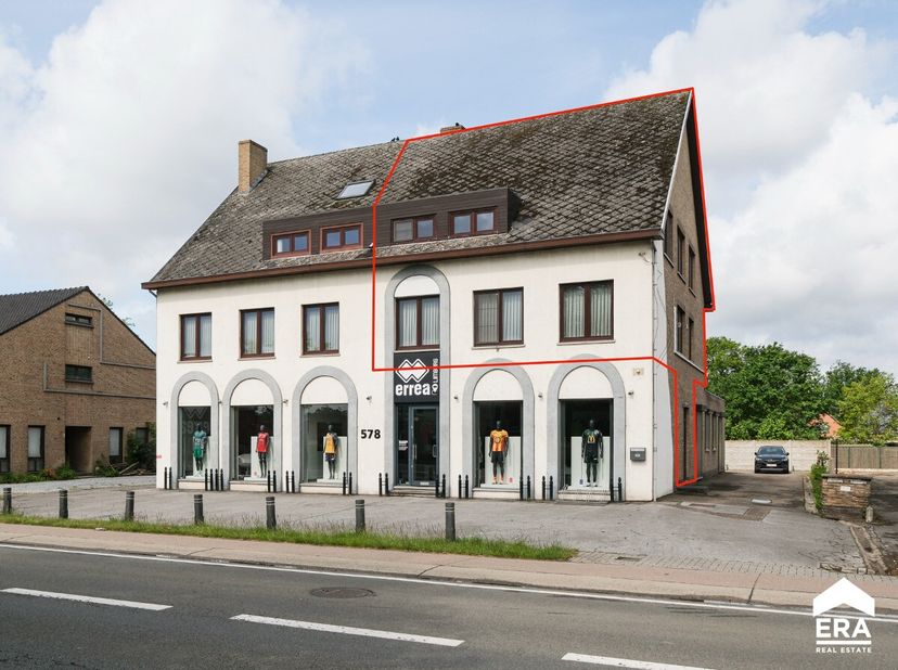 [[ CE BIEN PARTICIPE À LA JOURNÉE MAISONS OUVERTES ERA LE 13/6 DE 9:30 À 10:30 ]]<br />
Ce bien participe à la Journée Maisons Ouvertes ERA. Visitable