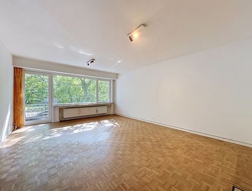                                         Appartement te huur in Tournai, € 875
