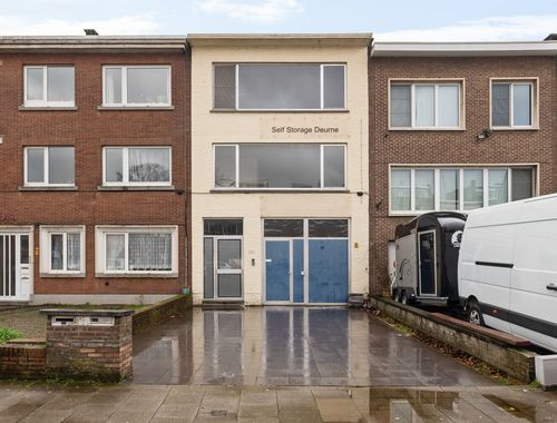                                         Appartementsgebouw te koop in Deurne, € 475.000
