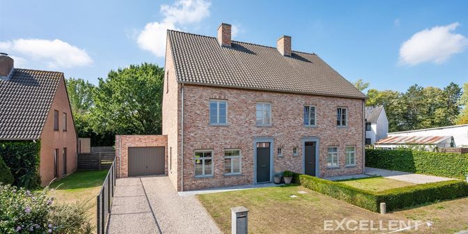 Huis te koop in 9800 Deinze