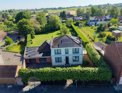                                         Villa te koop in Herseaux, € 459.000
