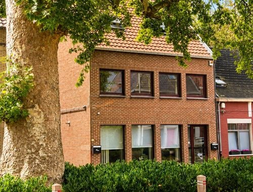                                         Bel-étage te huur in Beervelde, € 1.300

