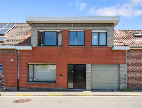                                         Maison à vendre à Rollegem, € 290.000
