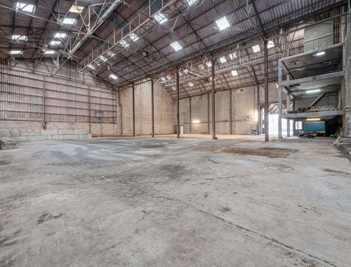                                         Entrepôt à vendre à Moen, € 625.000
