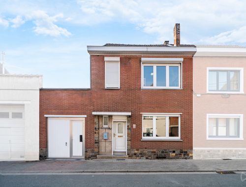                                         Woning te koop in Montignies-sur-Sambre, € 217.000
