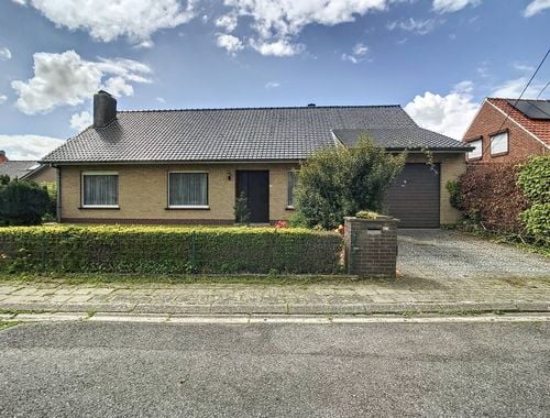                                         Bungalow à louer à Ieper, € 880
