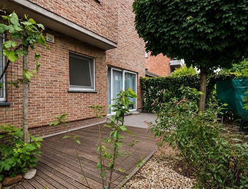                                         Gelijkvloers app. te koop in Wilrijk, € 275.000
