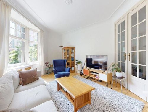                                         Appartement te huur in Etterbeek, € 1.200
