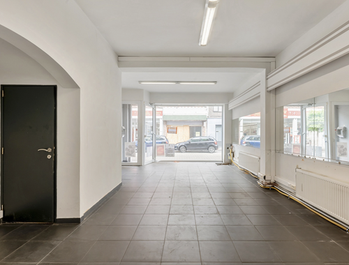                                         Handelszaak te koop in Kapellen, € 185.000

