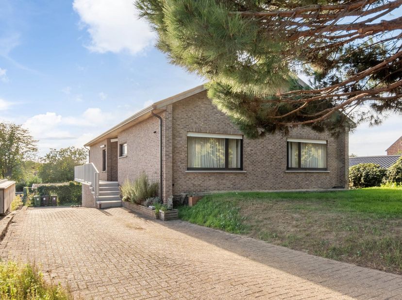 Huis te koop in Kapellekensweg 30,
                    3111 Wezemaal