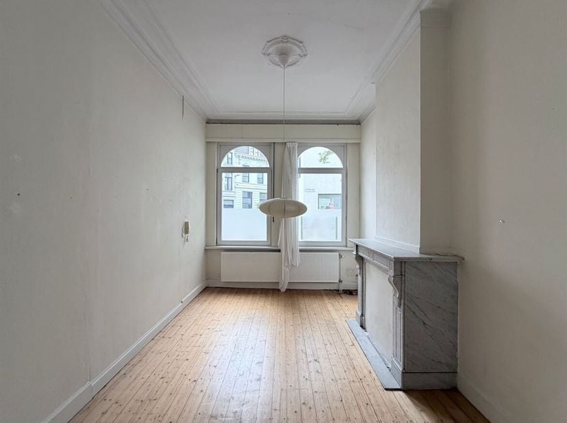 Gelijkvloers 1-slpk appartement te huur in Oud Berchem<br />
Ligging: De Boomgaardstraat ligt op een centrale en gegeerde locatie in Berchem, met vlot