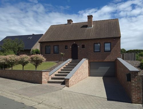                                         Villa te koop in Walsbets, € 395.000
