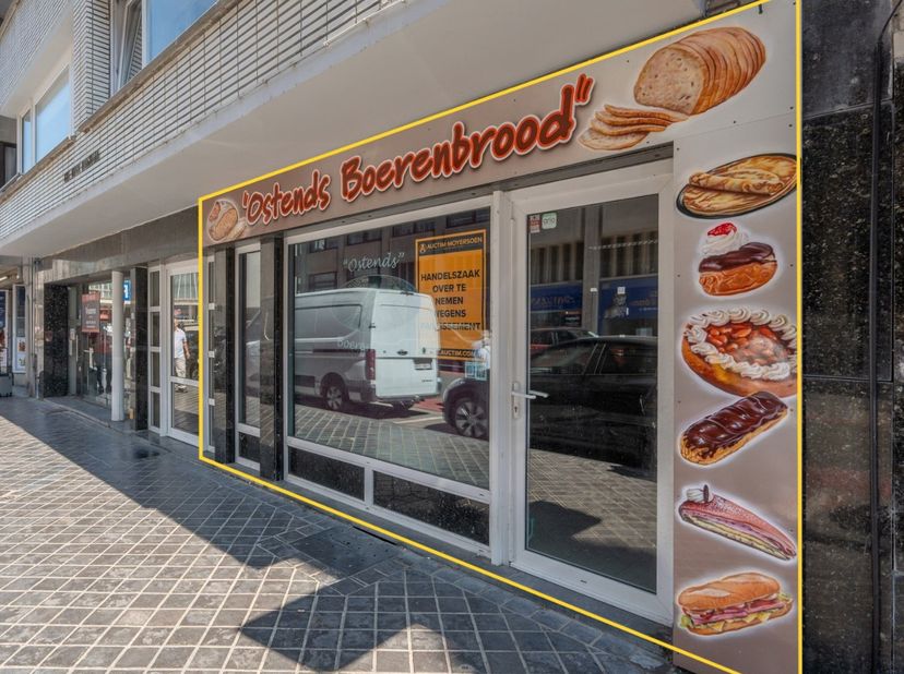 Deze handelsruimte van 71 m² geniet een uitstekende ligging vlakbij het Casino-Kursaal van Oostende. Dankzij de sterke visibiliteit en de passage is d