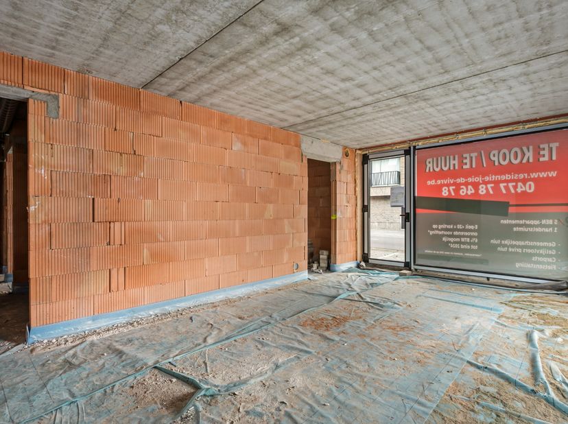 Cherchez-vous un espace commercial CASCO dans un environnement charmant et bien desservi ?<br />
Cet espace commercial/bureau à Oosteeklo vous offre t