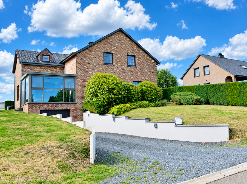 Huis te koop in wilogne 41 bus B,
                    6661 Mont