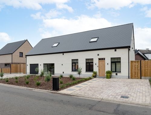                                         Villa te koop in Lommel, € 699.990
