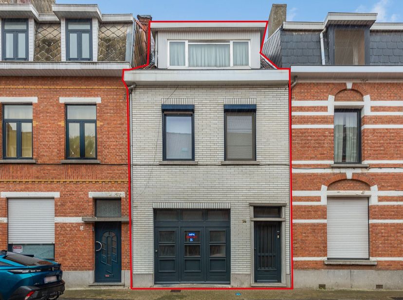 Huis te koop in Baron Dhanisstraat 14,
                    9100 Sint-Niklaas