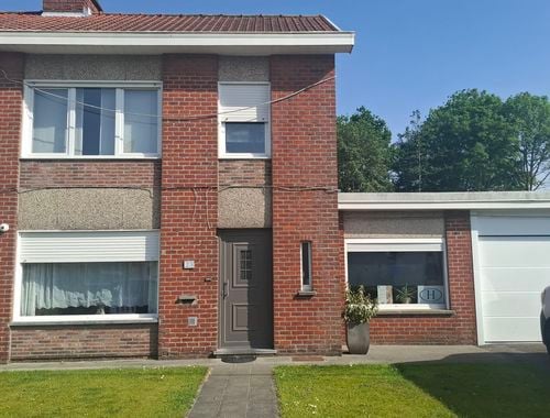                                         Maison d’angle à vendre à Lichtervelde, € 320.000

