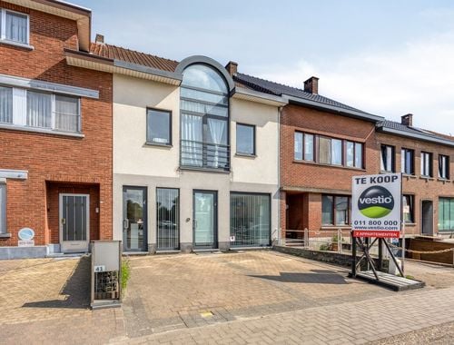                                         Appartementsgebouw te koop in Hoeselt, € 465.000
