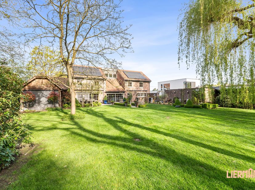 Maison à vendre
                    à 9320 Erembodegem