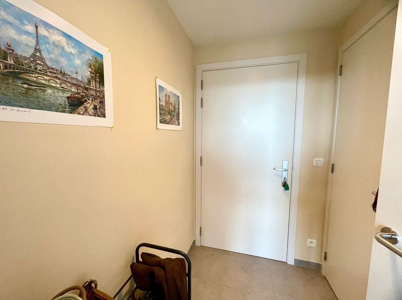 Appartement 1 chambre avec terrasse, très bien situé dans le « Groen Kwartier » !<br />
<br />
Situation : Situé dans le Groen Kwartier, un quartier