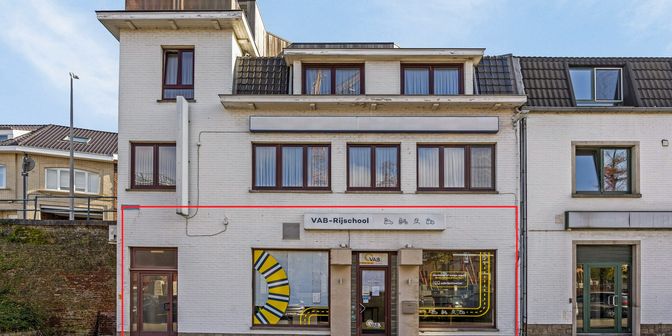 Bien professionnel à louer à Eeuwfeestwal 2, 3700 Tongeren