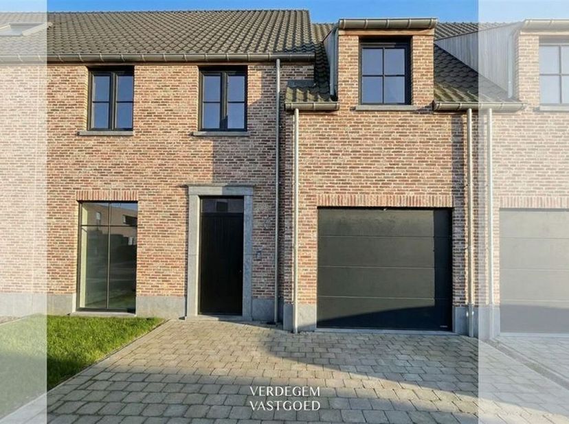 Contactez Niels pour plus d'informations ou pour une visite : 0476 02 94 40 ou à niels@verdegemvastgoed.be