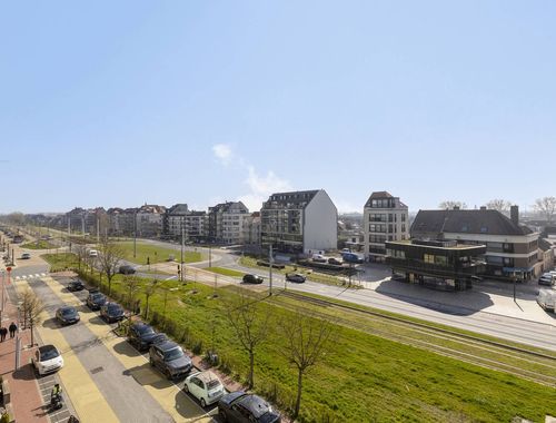                                         Appartement te koop in Heist-aan-Zee, € 490.000
