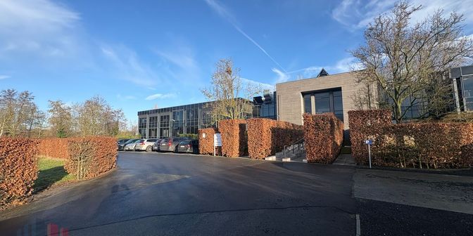 Bien professionnel à louer à Deinsesteenweg 114, 9031 Drongen