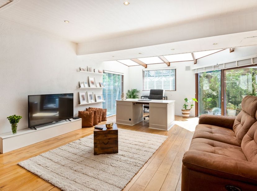 Lichtrijke bungalow met 2 slaapkamers<br />
<br />
Let op: Voor de aankoop dient u minimaal 40% + bijkomende kosten aan eigen inbreng te hebben aang