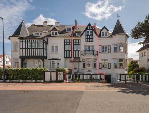                                         Villa te koop in Duinbergen, € 1.250.000
