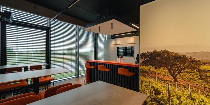 Bedrijfsvastgoed te huur in Houtskoolstraat 16, 8800 Roeselare