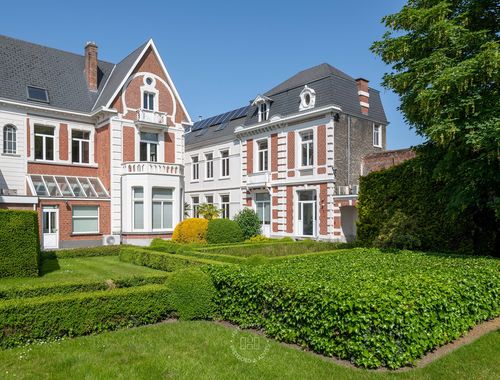                                         Bien commercial à vendre à Lokeren, € 1.075.000
