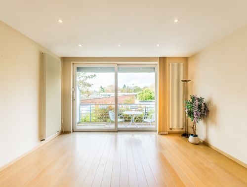                                         Loft à vendre à Uccle, € 300.000
