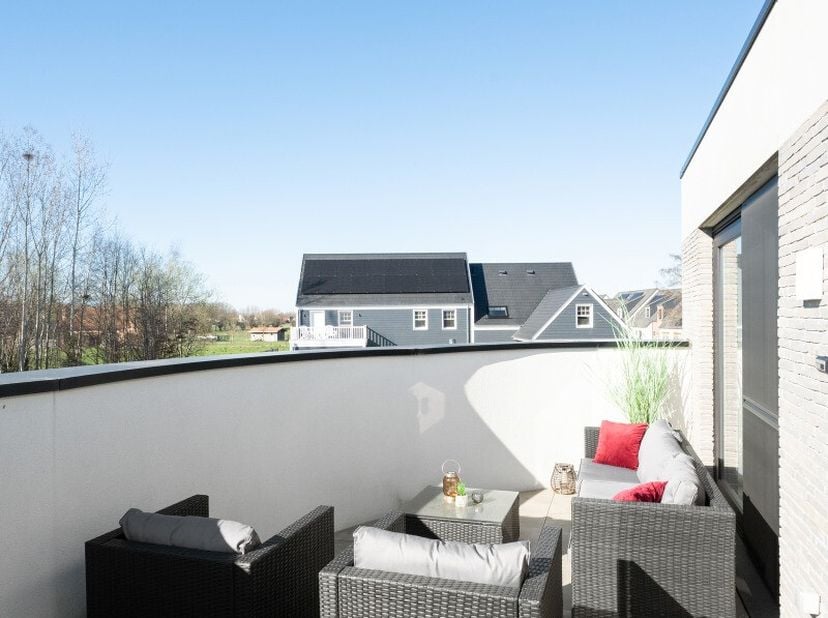 e koop: modern appartement in het centrum van Wielsbeke, op korte fietsafstand van winkels, scholen en andere voorzieningen. Dit uniek pand, gebouwd i