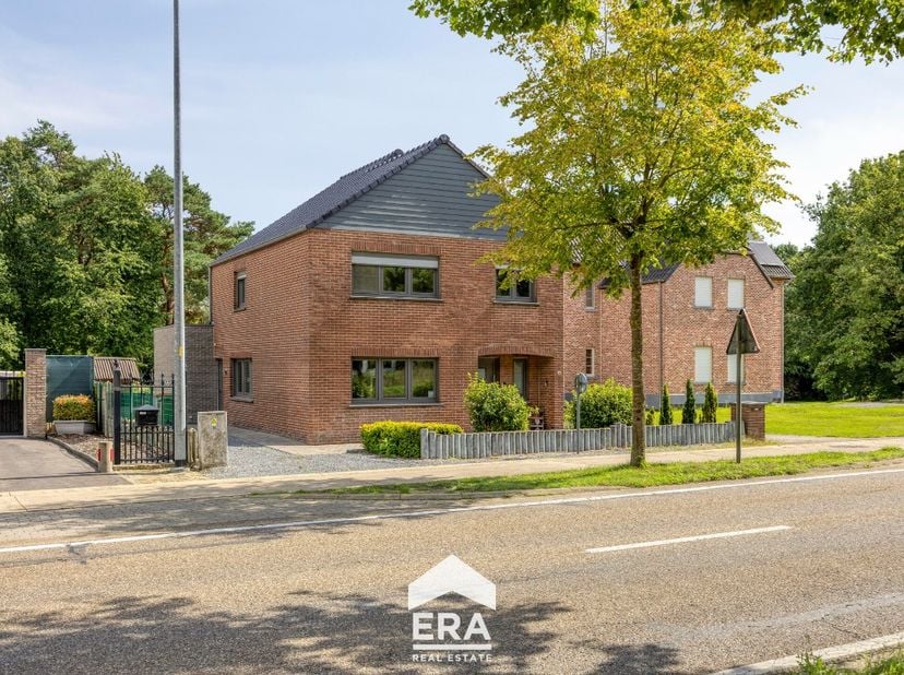 Huis te koop in Weg naar As 195,
                    3660 Opglabbeek
