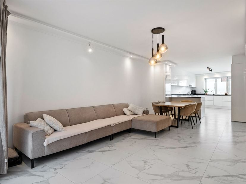 Appartement te koop in Constant De Jongstraat 42 bus 101,
                    2170 Merksem